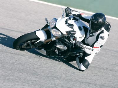 Triumph Speed Triple 2011